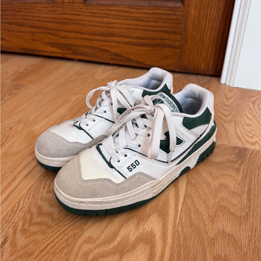 Women’s New Balance 550